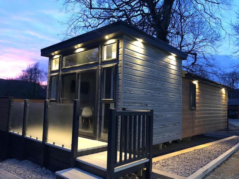 V28 - The Lookout With Hot Tub Bangor (Gwynedd) Exterior foto